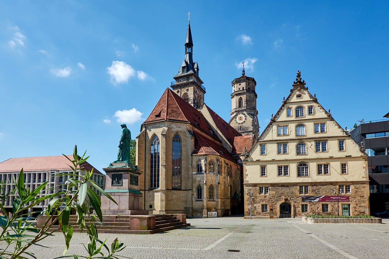 stuttgart_schillerplatz.jpg