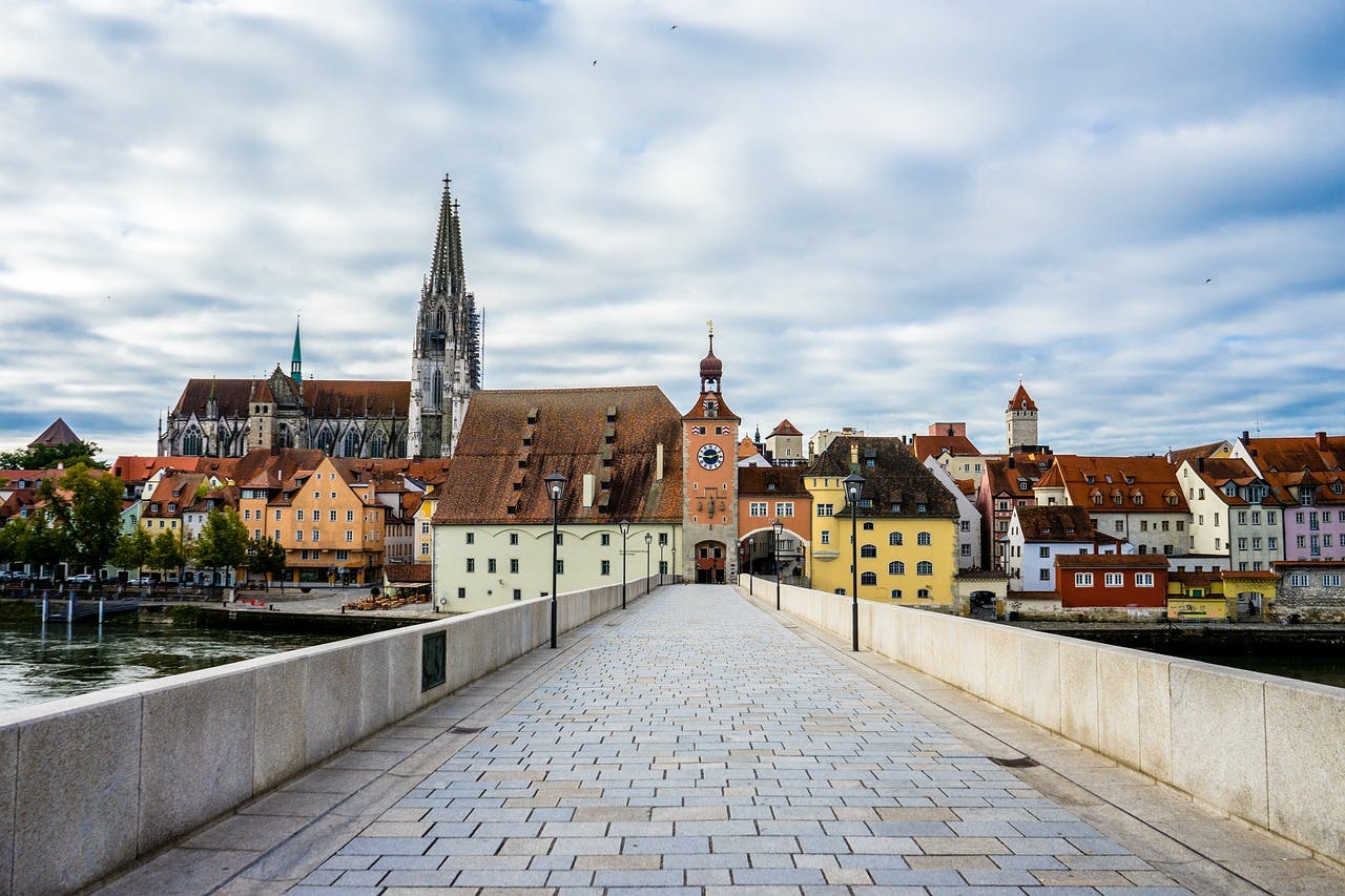 regensburg_bruecke.jpg